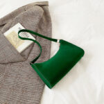 Petit sac d'épaule en velours vert