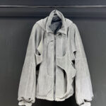 Manteau original en velours côtelé avec capuche style streetwear